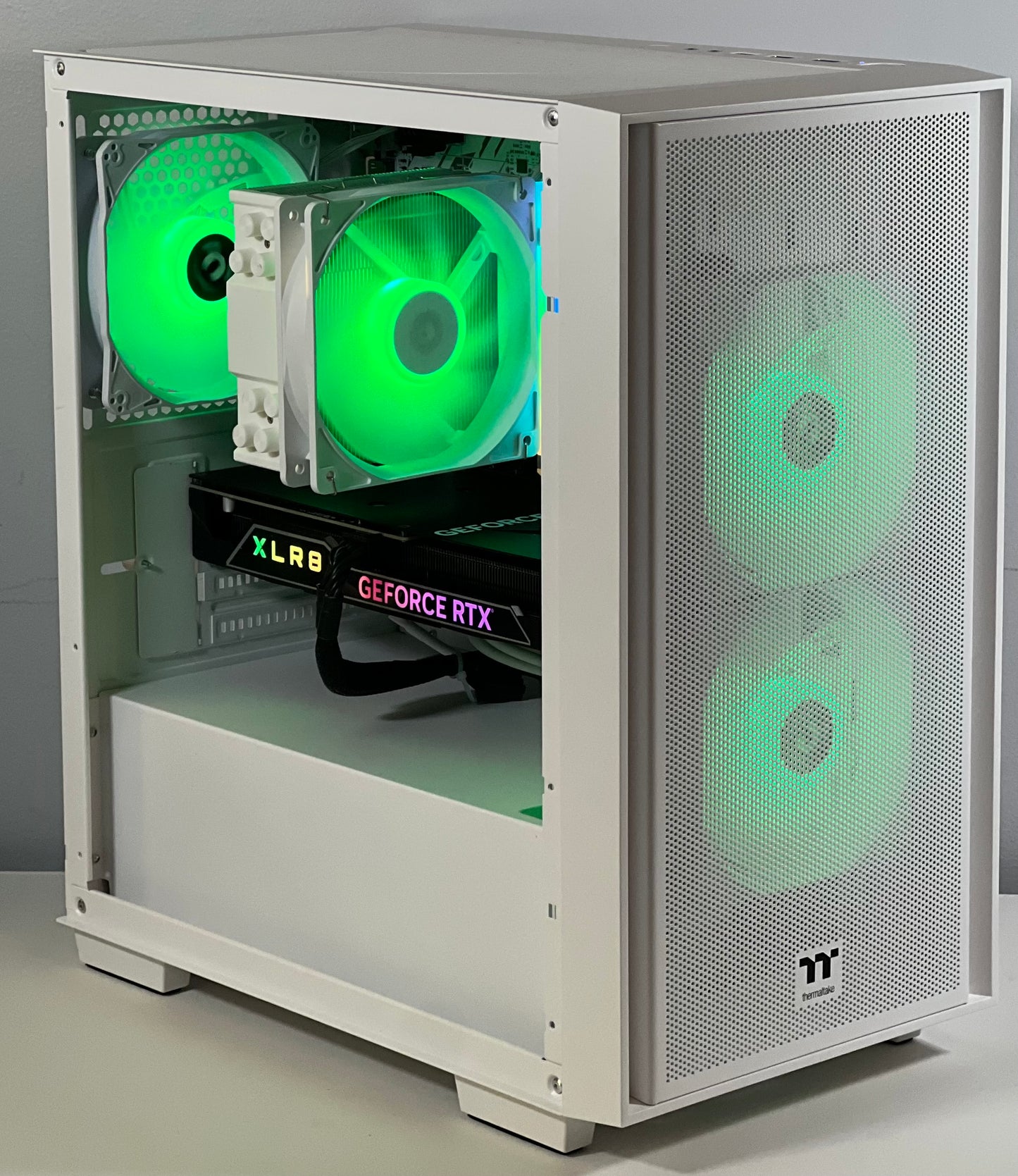Glacier | 5060 | 14400F | 32GB Ram | 1TB SSD